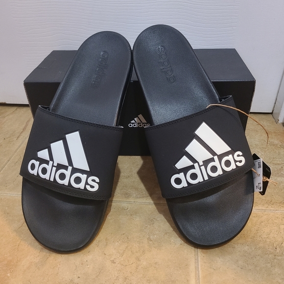 ποΈ Men's Adidas Slides Size 10 New - Picture 4 of 4